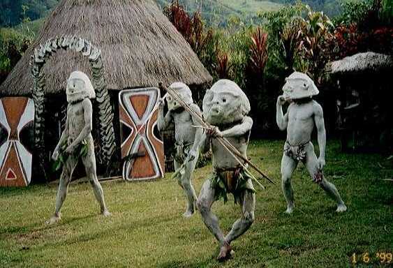 r2.jpg (12480 bytes)